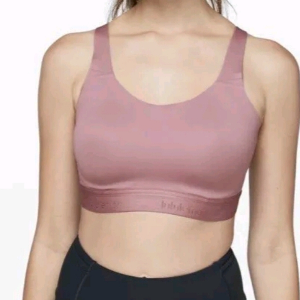 Lululemon 32D fine form bra color is vintage mauve